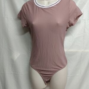Bozzolo Bodysuit, sz L, Rose Pink, 92% Nylon 8% spandex, pre-owned.